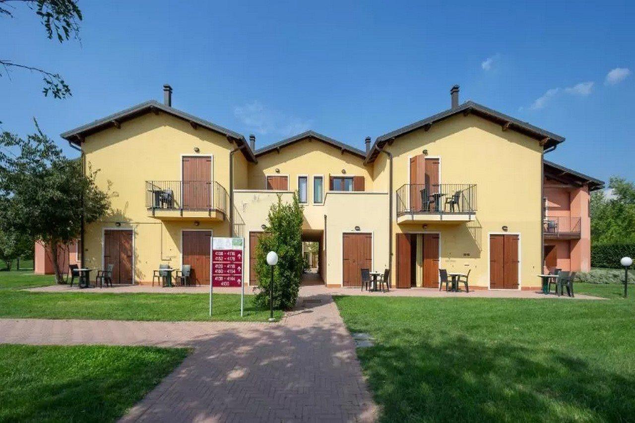 Aparthotel Eden 2*