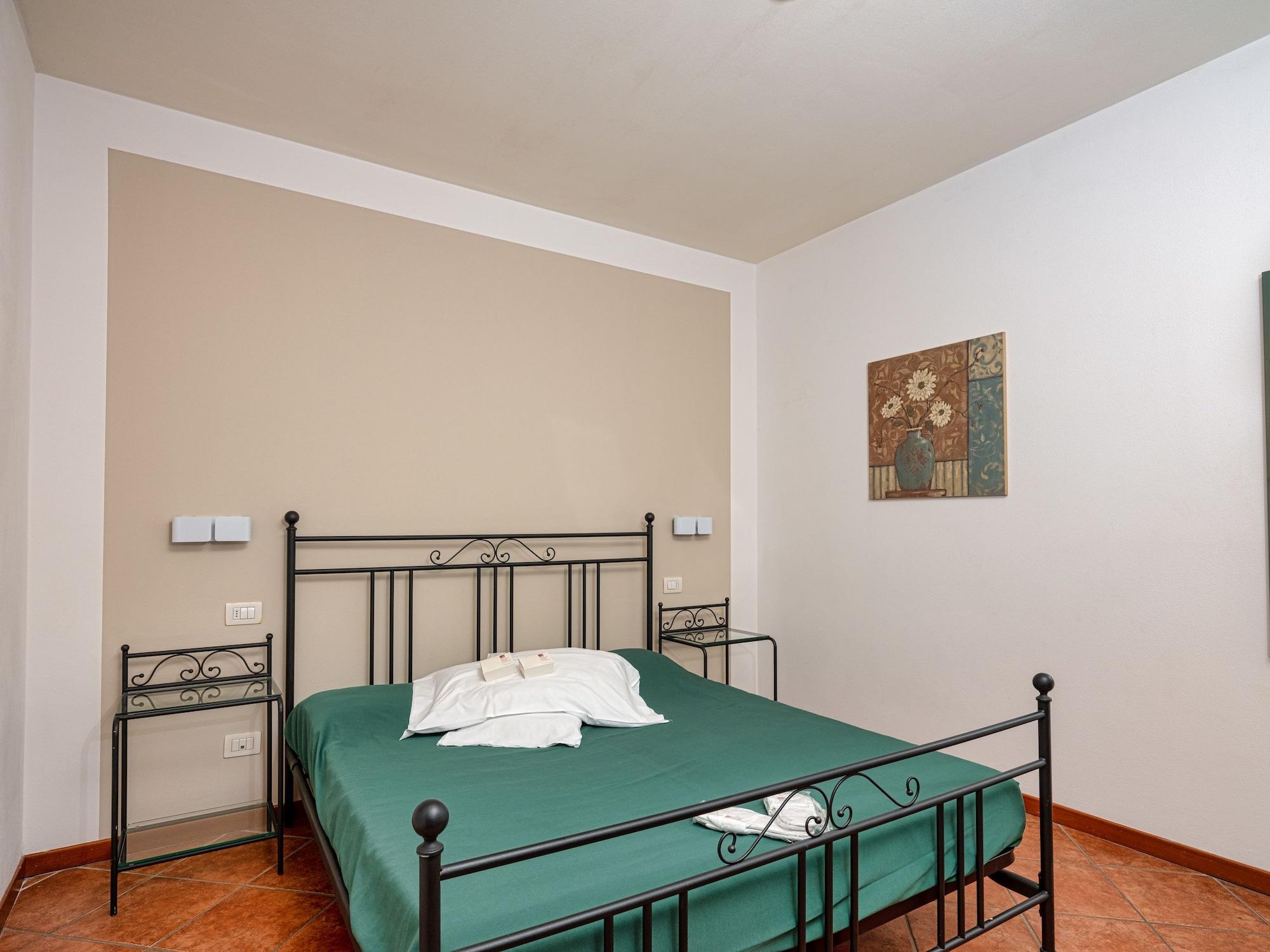 Aparthotel Eden 2*